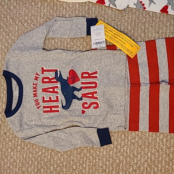 Carters PJ Set - Picture 2 of 4